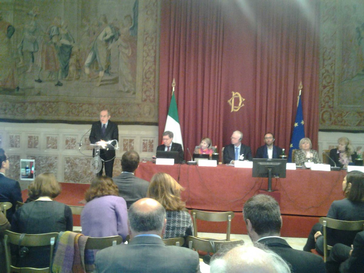 #EuropeAmbition #Agenda2030  Ministro #PierCarloPadoan 'riforme devono essere fatte con #inclusionesociale #Europa '