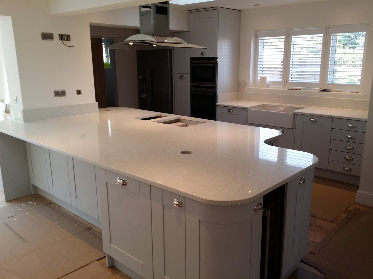 SPMGranite's tweet photo. Cleaning #Quartz worktops is simple
#quartzworktops #essex #sussex #graniteworktops #garnite #kitchenworktops
https://t.co/QVCRb6YIQS https://t.co/5PJLvhdLdg