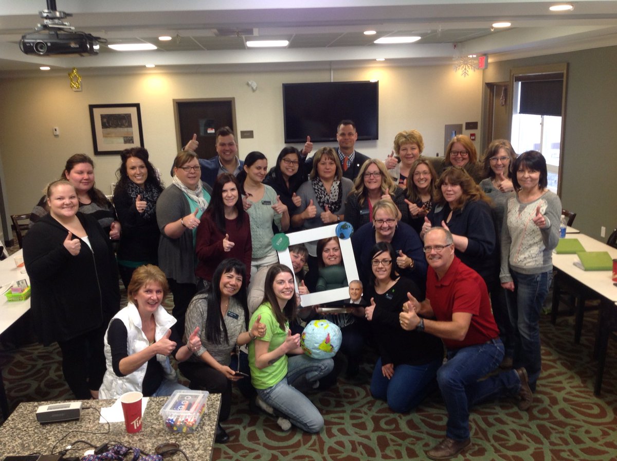 ToddLinnen_TD's tweet photo. Unicorn bday cupcakes, hillbilly world stopping, where does it end? Great finish to mcs meetings in AbN. Thx to BKS partners today too! https://t.co/Cls1dzLSHb