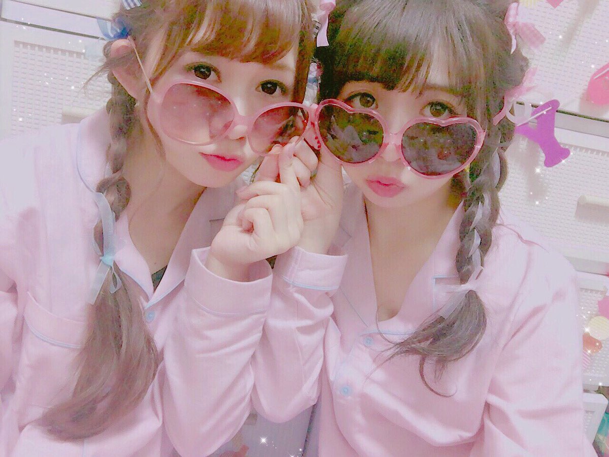 Twitter पर 𝐸𝓇𝒾𝓃𝓀𝑜 パジャマパーティしたよぉー パジャマパーティ パジャマ プチプラ ヘアアレンジ Pink 双子コーデ Gu 可愛い Twitter पर 𝐸𝓇𝒾𝓃𝓀𝑜 パジャマパーティしたよぉー パジャマパーティ パジャマ プチプラ ヘアアレンジ Pink 双子コーデ Gu 可愛い