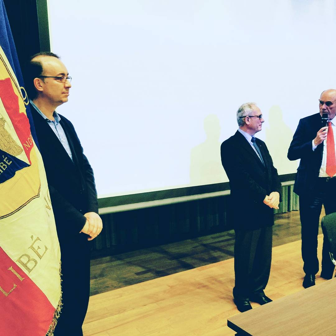 lfitokyo's tweet photo. #visite au #LFITokyo du #sénateur #francaisdeletranger M. #Yung  et de M. #Barcellini Président du #souvenirfrancais
@AEFEAsie @aefeinfo https://t.co/FzvfacNVPa