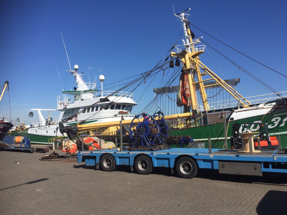 AlbertVCU's tweet image. Alles visklaar maken voor de Scholvisserij #Scholvissen #Quotter @orionfishing