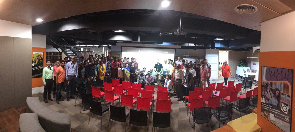 djam4242's tweet photo. Great open team spirit today for #sg_opensource #SGGSC https://t.co/bwFJLGUYLP