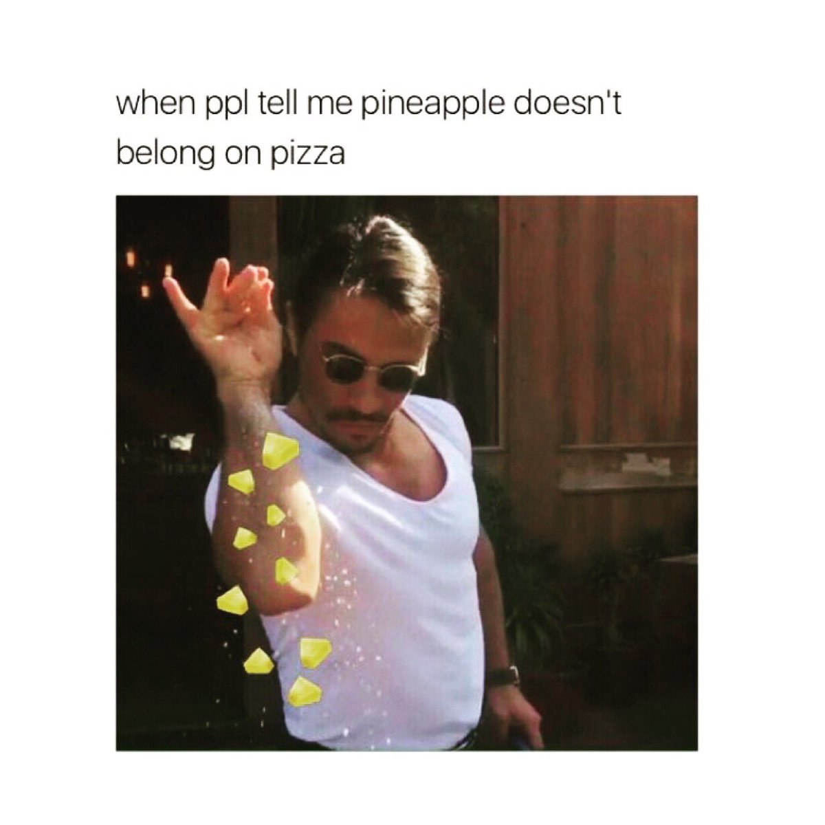 fruti_fruit's tweet photo. 🍍🍕Who loves Hawaiian Pizza????🍍🍕 #Nusr-Et #foodie #saltbaememe https://t.co/Hom2f7CzKr