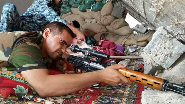من الديوانيه
قناص في الحشد الشعبي منذ 3 سنوات لم يرزق بطفل ونذر نذر اذا رزق بطفل يسميه حشد فستجاب الله لطلبه ورزق بطفل وسماه 
#ح_ش_د