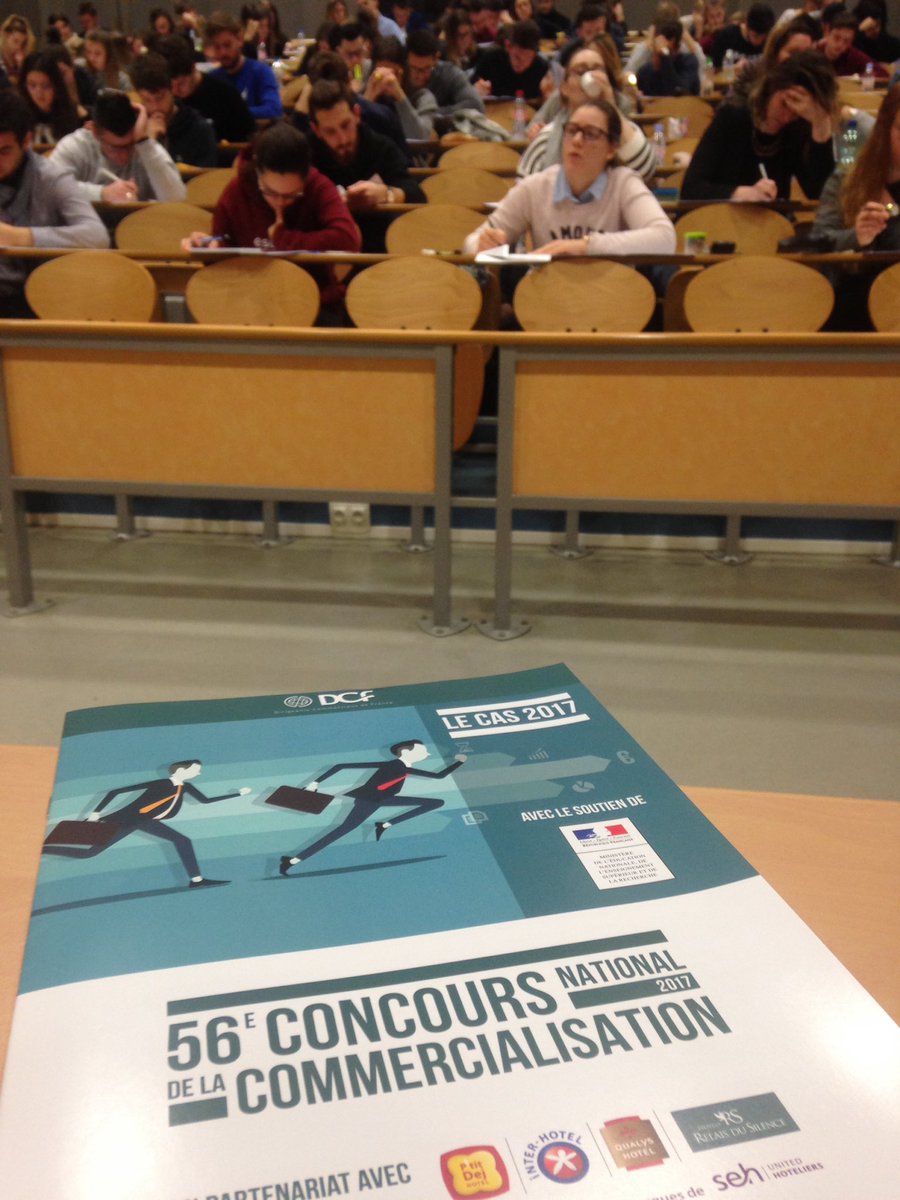 DCF37's tweet photo. 56ème concours national de la commercialisation c'est parti !!! Bon courage à tous nos étudiants 👍🏼😊 #travaillersurunvraicas @dcf @tours https://t.co/NakUliZqsV