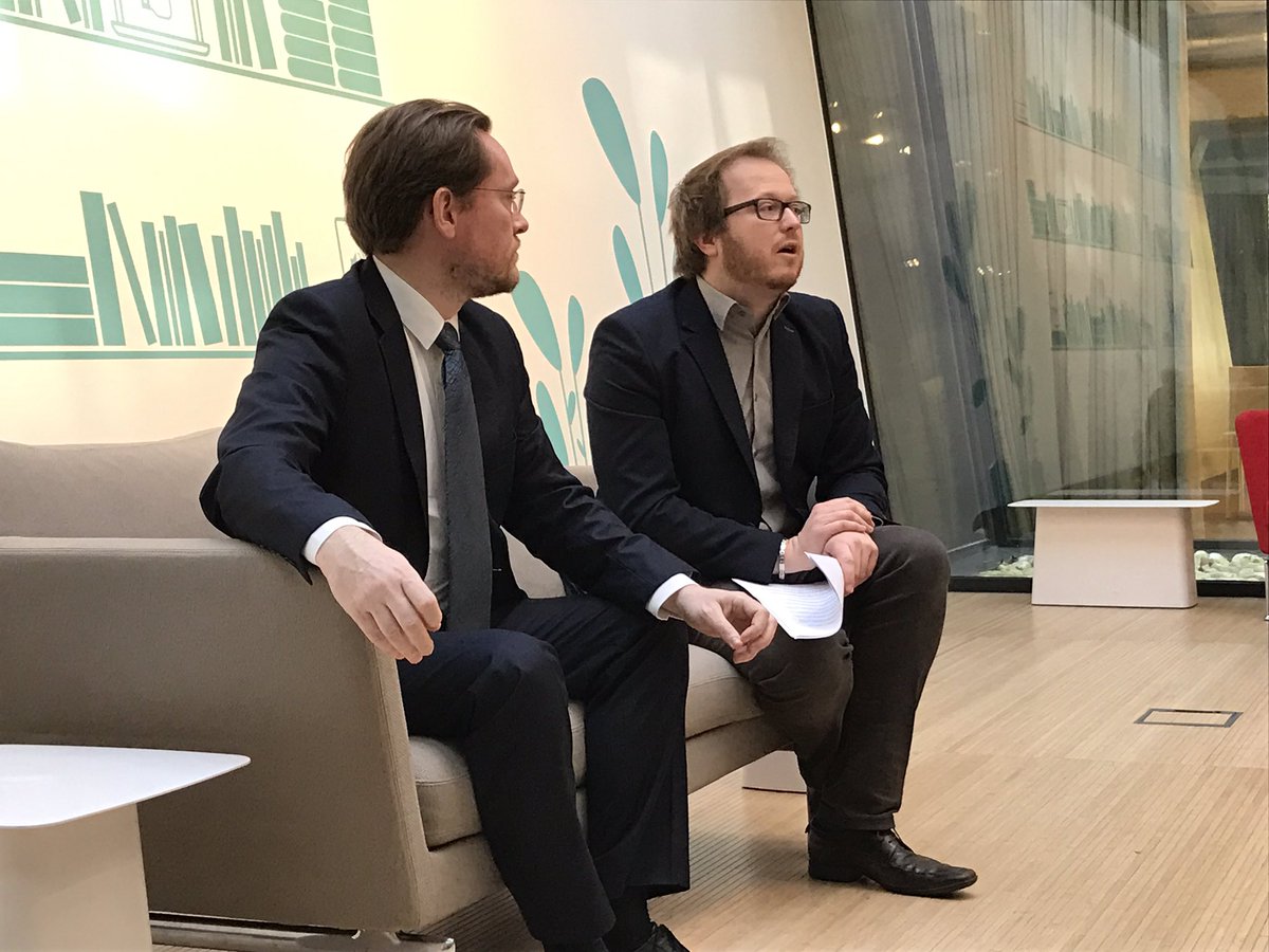 mleveneur's tweet photo. De bon matin, @JSLefebvre et @S_LeGoff vont tenter d'expliquer les enjeux de cette présidentielle atypique. @Contexte #contexteoff https://t.co/TYw9uxJfiZ