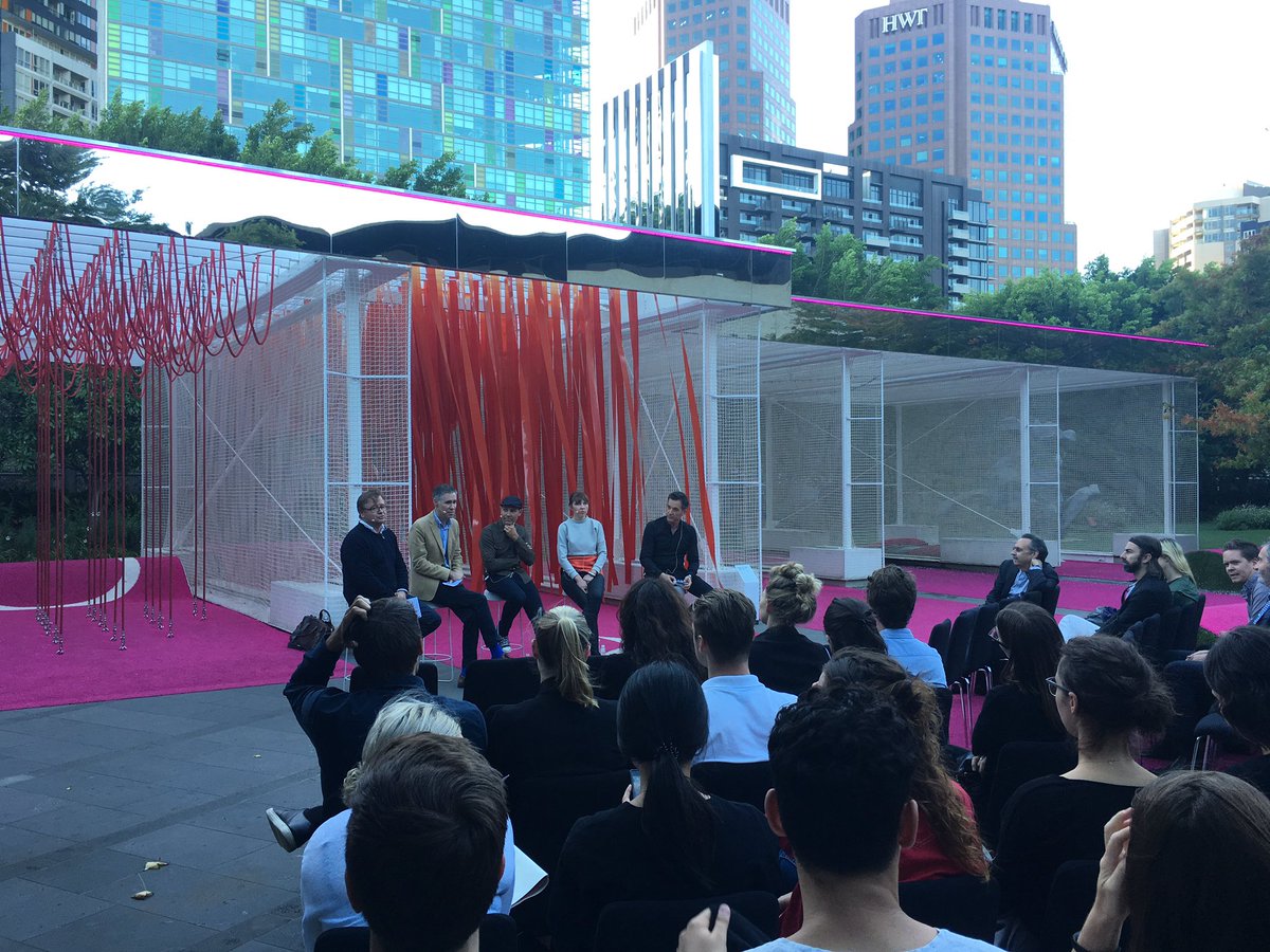 Reactivate tweet media