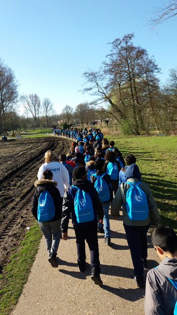 obsDeGouw's tweet image. Sponsorloop 'Wandelen voor water' groepen 7 en 8
