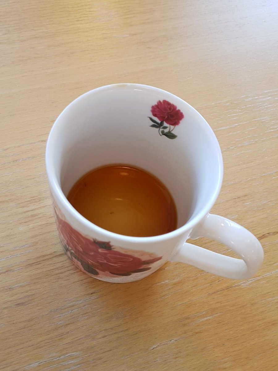 eivstra's tweet photo. Ukens uryddede kopp. #vigpause #vigblomster https://t.co/Vl8aB5LwIH