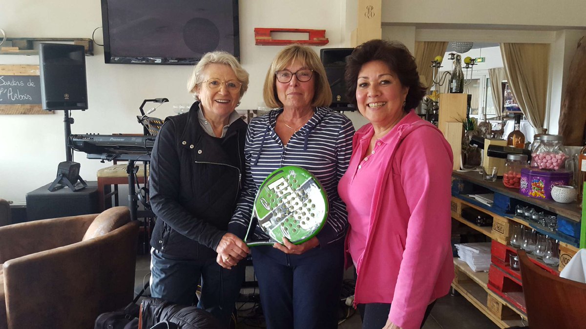 Le Club de l'Arbois passe le cap des 2000 joueurs ! C'est donc bien un club où il fait bon jouer ! Nos 2000èmes joueuses le prouvent !