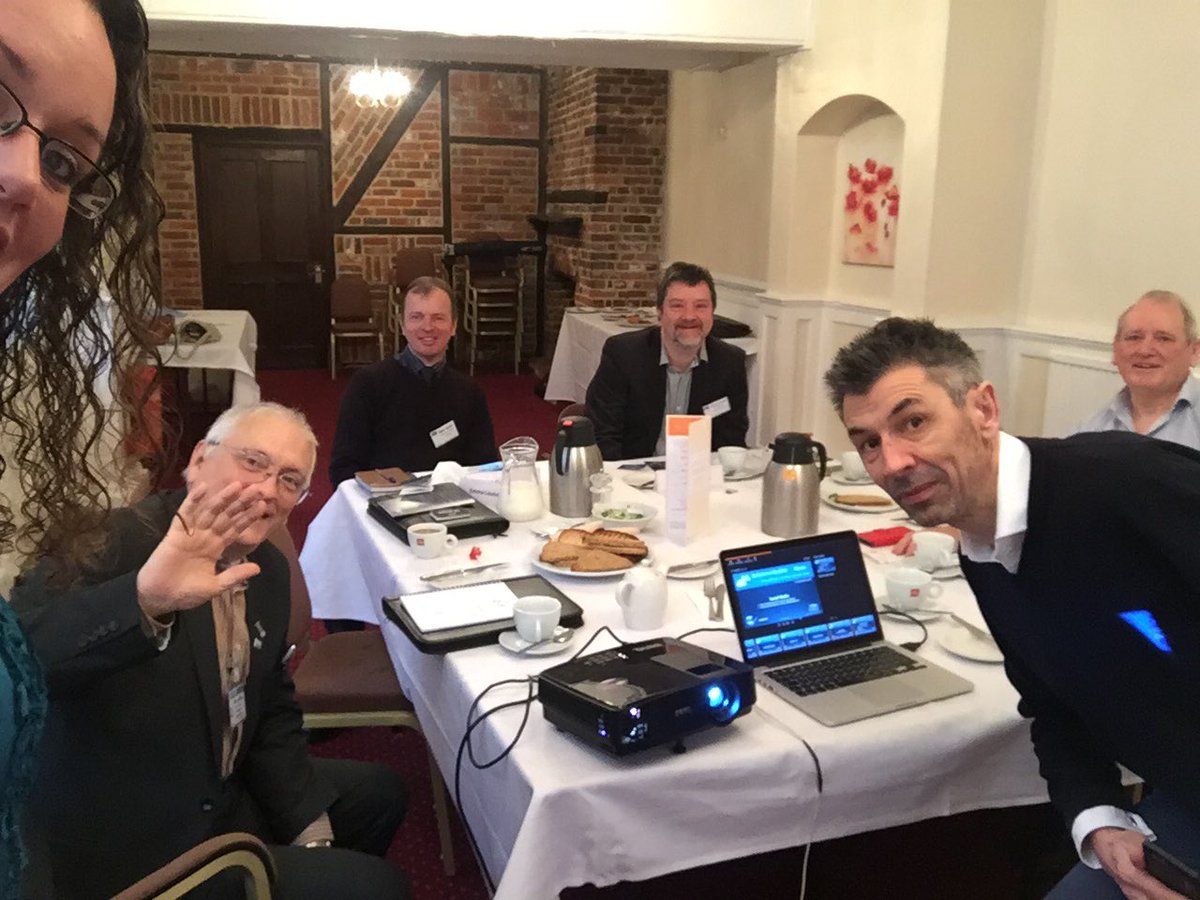 moxieMKG's tweet photo. #Networking #selfie @BoBHavant..! @fsbmct @wellness_tracey @designpointltd @CreateZeMedia @stevenjphyall @AndyDrought @ShoutBoBHants 🤗 https://t.co/dwAPPp9pA1