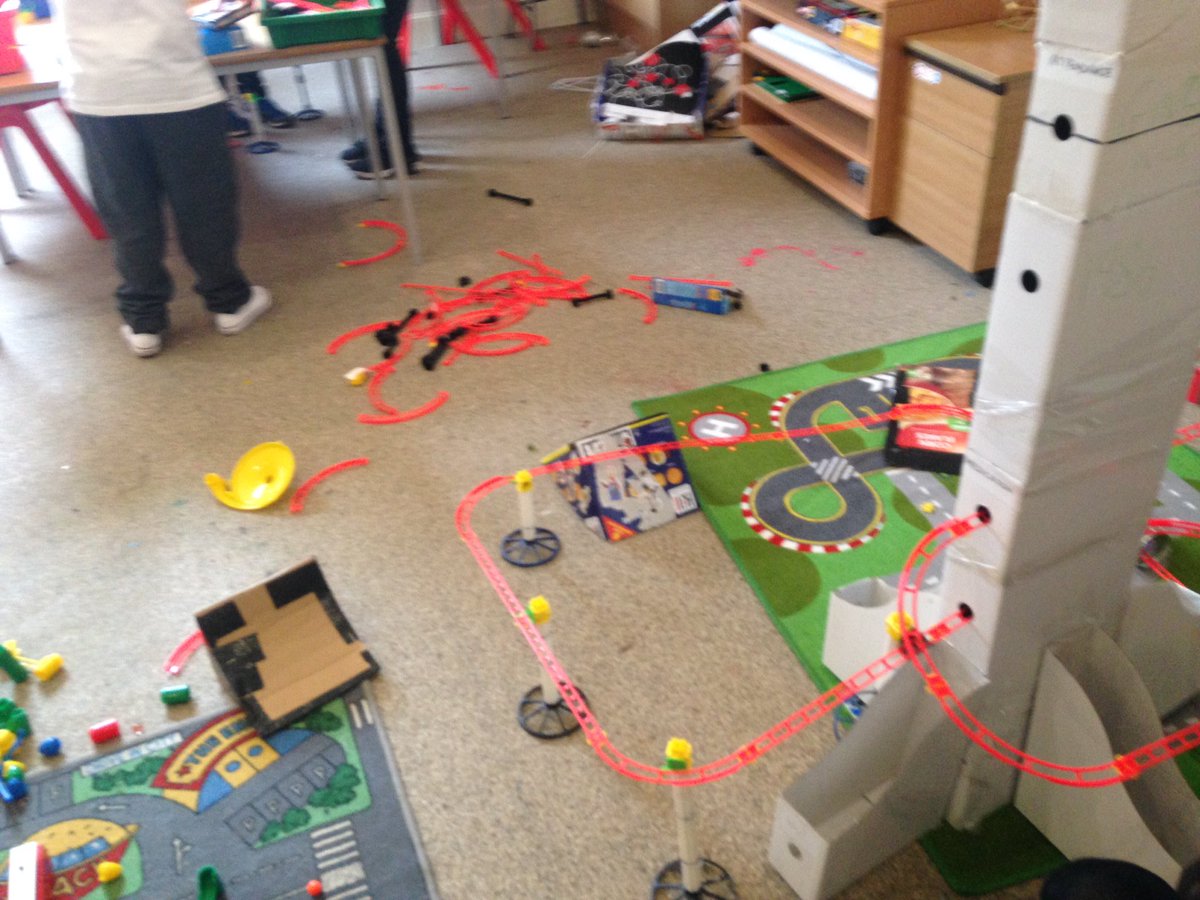 CaledonianICT's tweet photo. Marble run design challenge #stem #edtech https://t.co/kPaldh7323