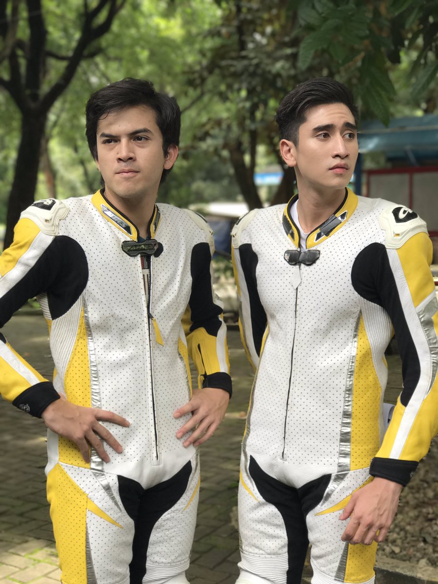 Bintang vs Pandu. 
Don't forget 
#Anaksekolahan Sore ini 16:30-18:30 Di <a href="/SCTV_/">SCTV</a>