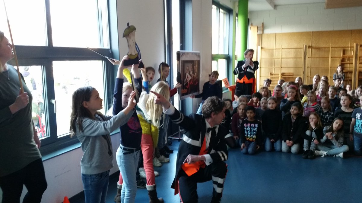 De # ZwerfAfvalRace is van start onder leiding van <a href="/deafvalbutlers/">De Afvalbutlers</a>! Wie wint de Race? #Zwerfie-ochtend #Delfgauw