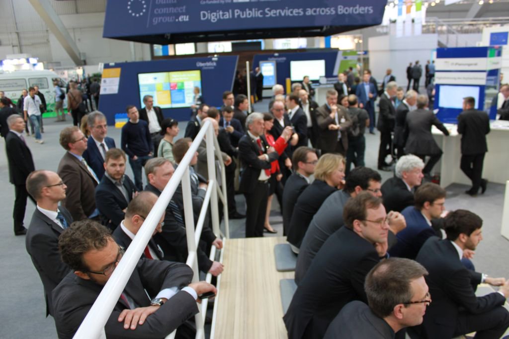 EGovRheinNeckar's tweet image. Lange ist es schon her ... Auf der #CeBIT2016 Verlängerung des #EGovernment -Modellvorhabens gefeiert #RheinNeckar #Digitalisierung