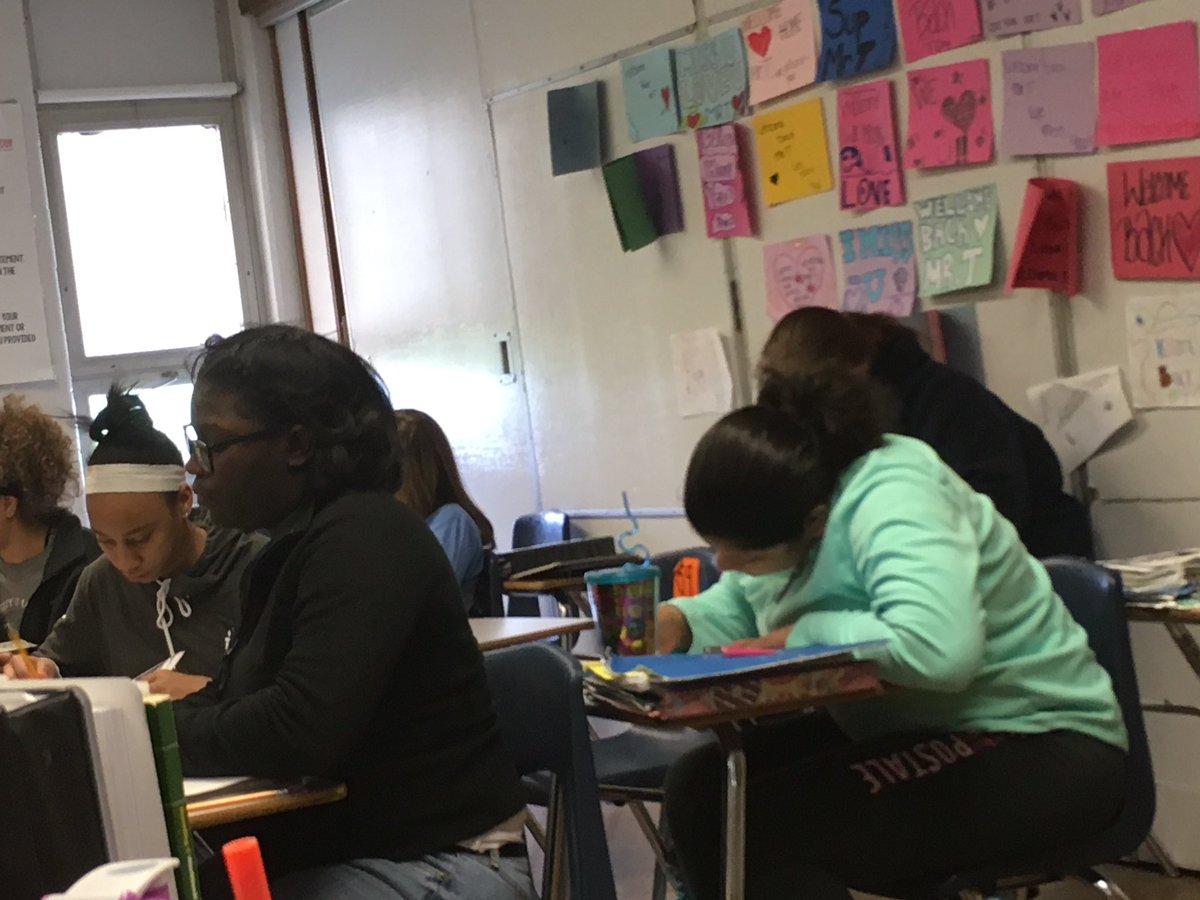 Moore8grade tweet media