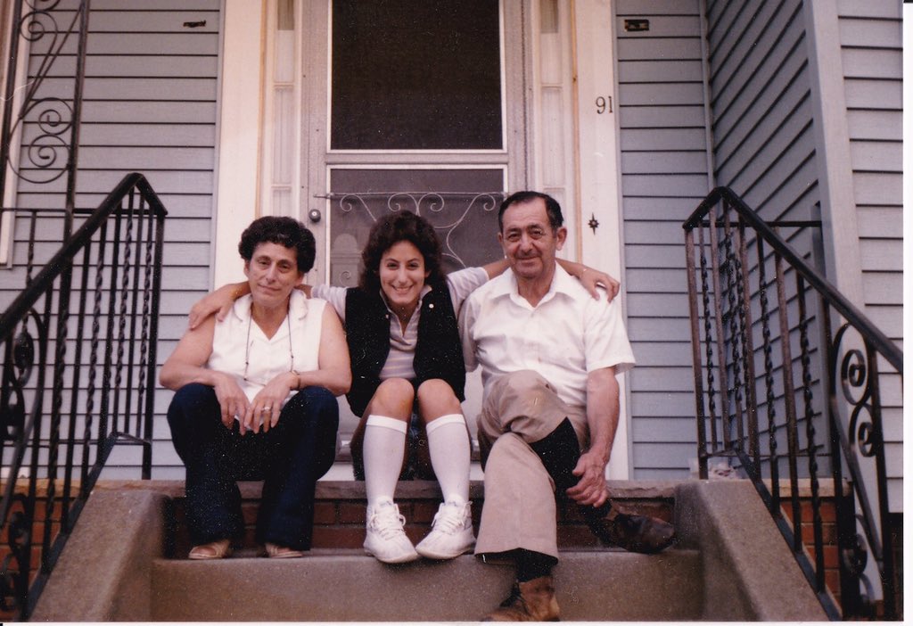 nancy_lightbody's tweet photo. Circa 1981 Hanging w my parents #CAPLDI2 https://t.co/6ZcGBEEwmh