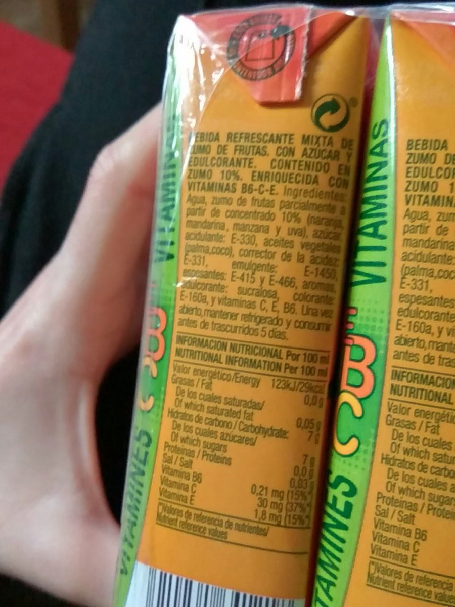 IgnacioSinapell's tweet photo. .@sinpalmaorg hasta el Zumo #SimonLife tiene aceite de palma. Primera y última vez que lo compro. https://t.co/JKOltmIJNm