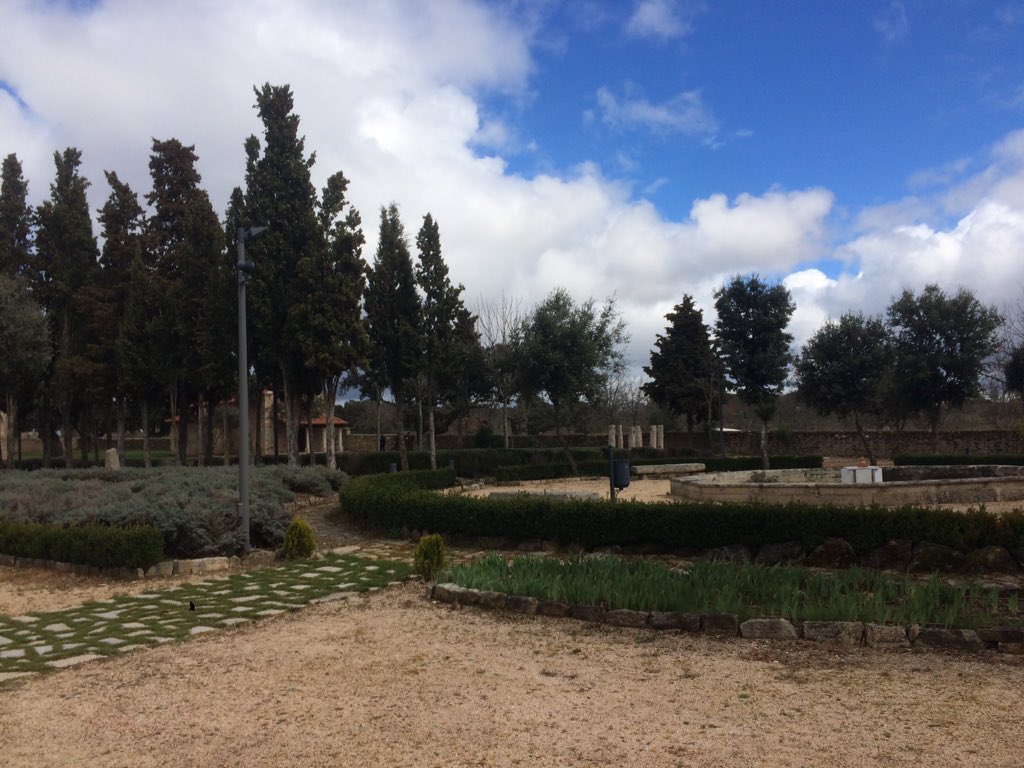 dipusalamanca's tweet photo. @Regtsa devolverá a aytos 900.000 euros de superávit en subvenciones. Hoy con alcaldes y secretarios en Foro Clientes en @elCuartonPosada https://t.co/OIizpb3Am5