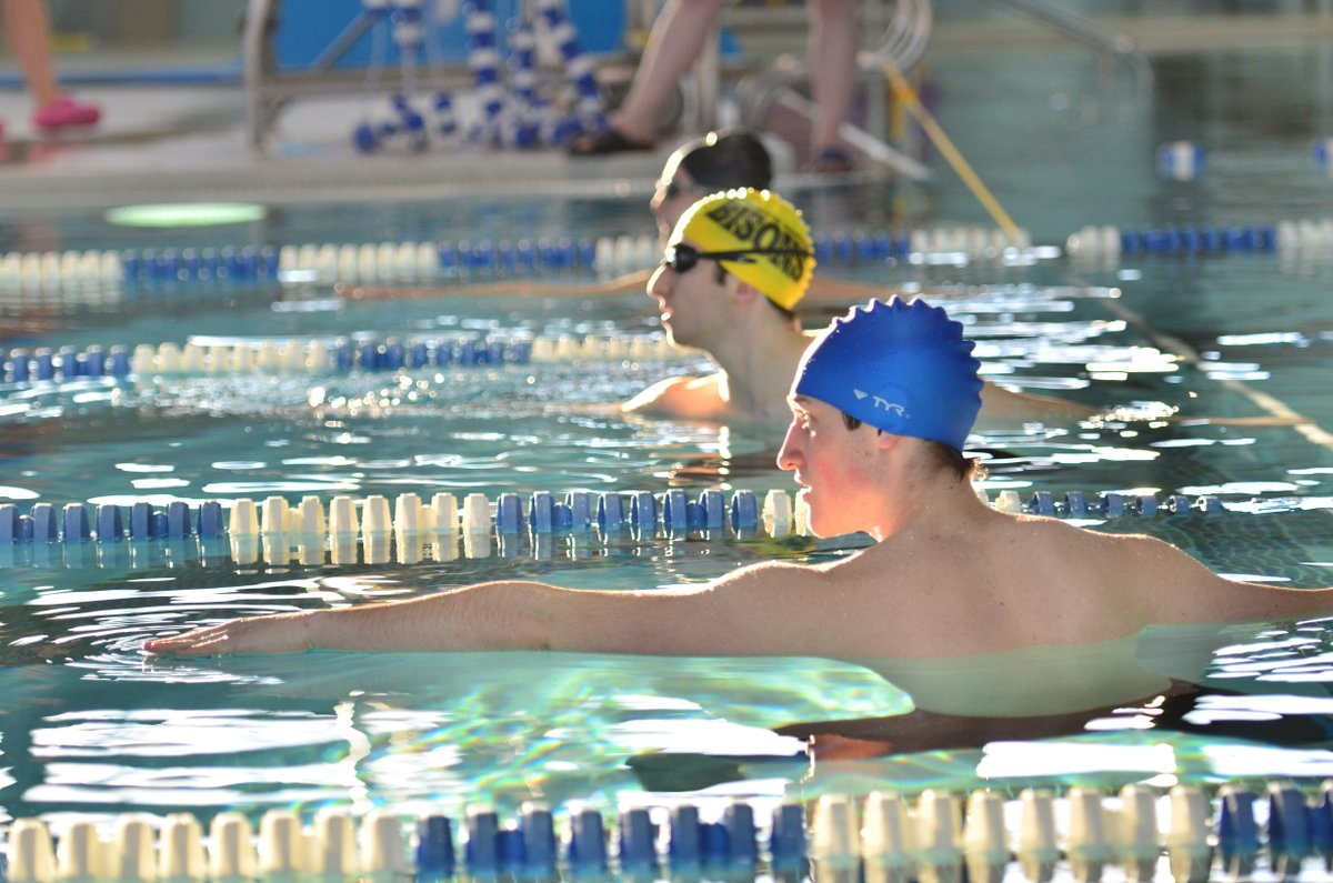 LifesavingMB's tweet photo. For #ThrowbackThursday memories of the 2016 Manitoba Lifeguard Championships before the start of the 2017 edition. #MLC2016 #lifesavingsport https://t.co/FYVovBza1B
