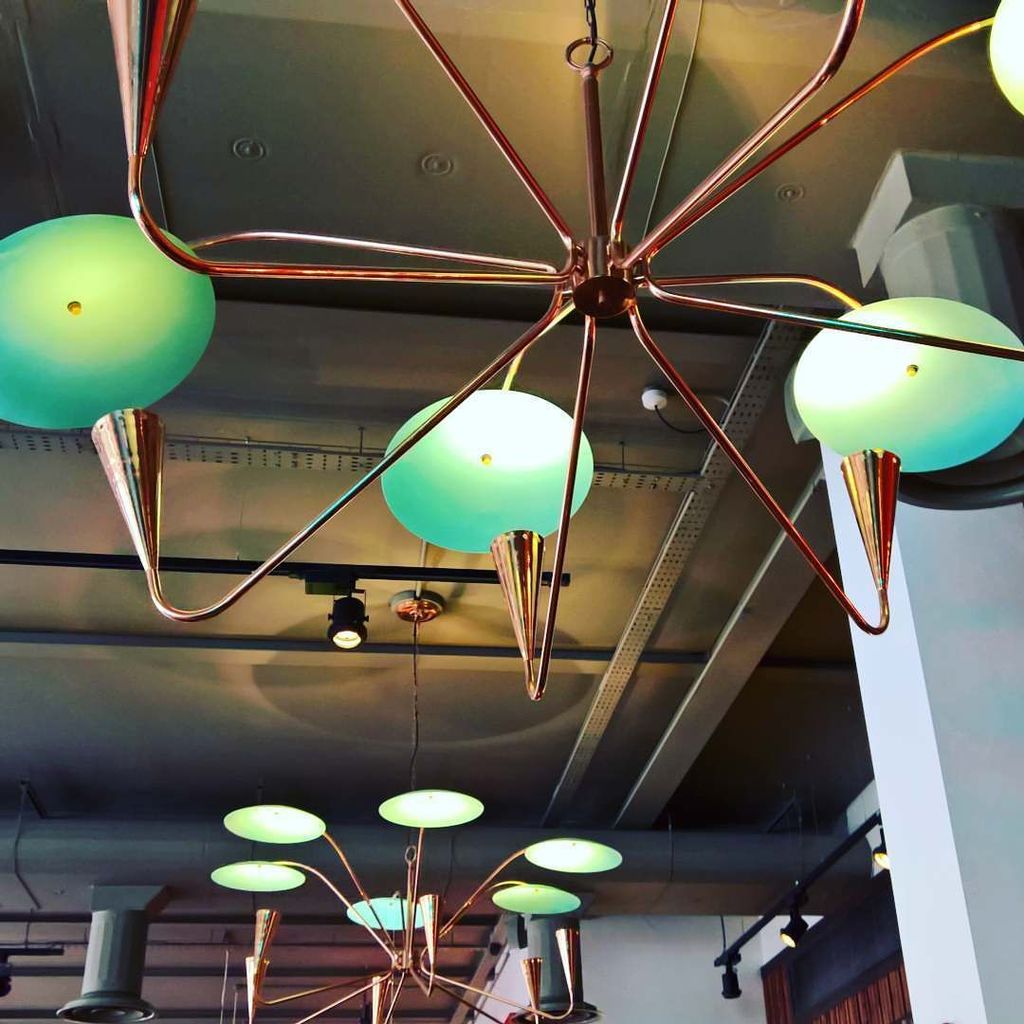 GivingOrigin's tweet image. These fixturings at @lasiguanasnewcastle are fabulous. #business #meetings #lighting #inte… instagram.com/p/BR-7HqNhx7M/