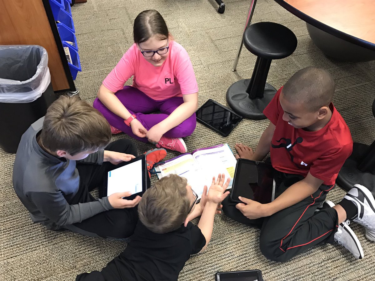 mitchmosbey's tweet photo. Collaborating on figuring out ways to best share math understanding w/ others. #pre1617 #millershift #inelearn #mathchat #4thchat https://t.co/nlFe0KnRgn