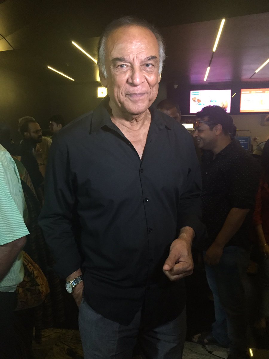 Veteran actor #BarunChanda at the premiere of #MandobasarGalpo