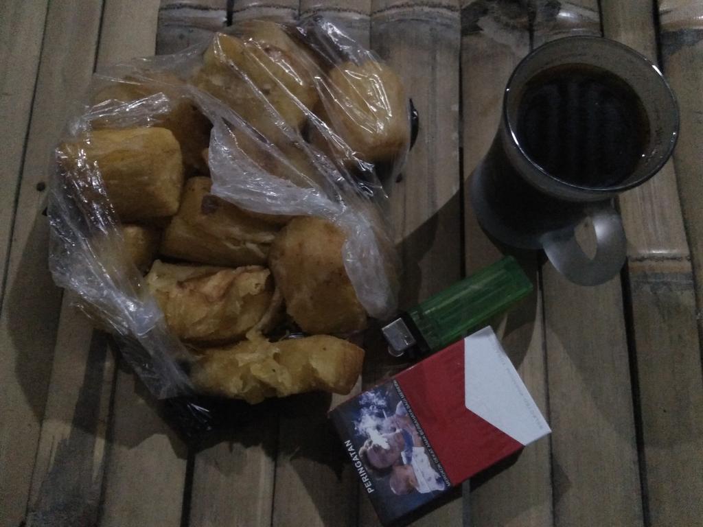 Pohong Keju + kopi Hitam Penunda Lapar Di Malam Hari ...
😜😜😜