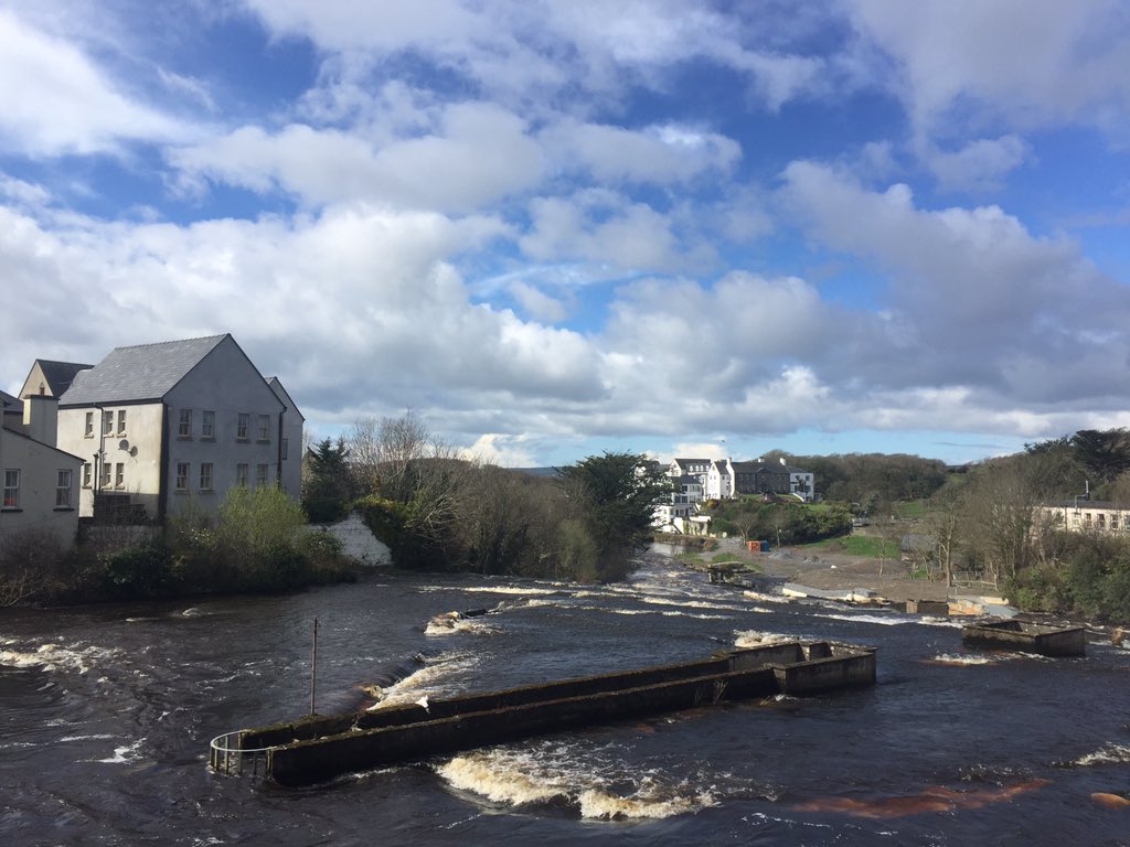 nick_powe's tweet photo. @BurrenGeopark hosts @EGNetwork #egn39 at @fallshotel #geoparkhour @unescoEARTH https://t.co/4GKq7NRvBt