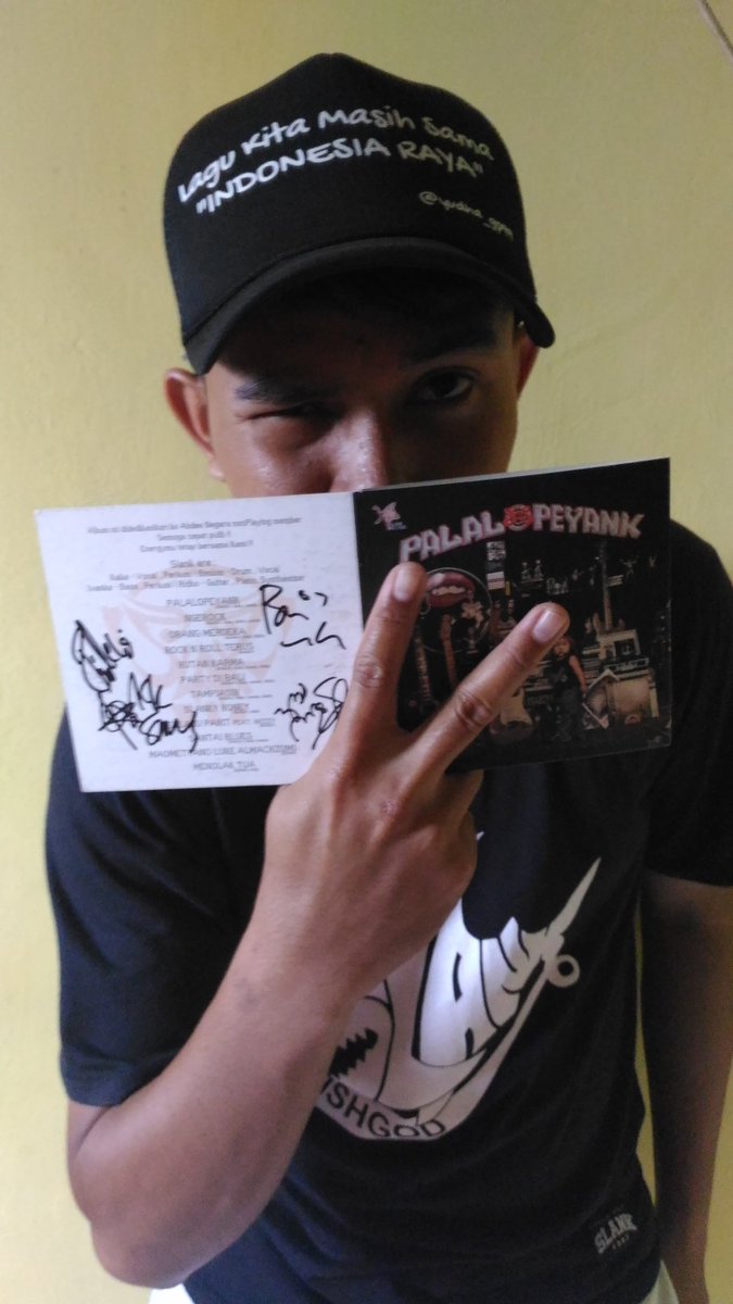 yudha_gp99's tweet photo. Uyeeaaaahhhh... This album is dedicated to @AbdeeNegara nonPlaying member #PalaLoPeyank π€π..... Thanks @sapa_indonesia π #SAPASLANK https://t.co/zKKBIf1Bqo
