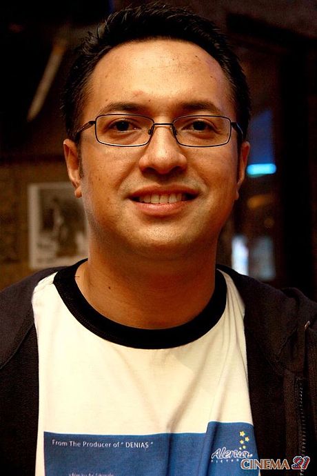 gnfp45's tweet photo. Ari Sihasale, talented actor &amp; movie director, from Tembagapura #WestPapua, famous for his inspiring masterpieces. https://t.co/4uagrxMAmB