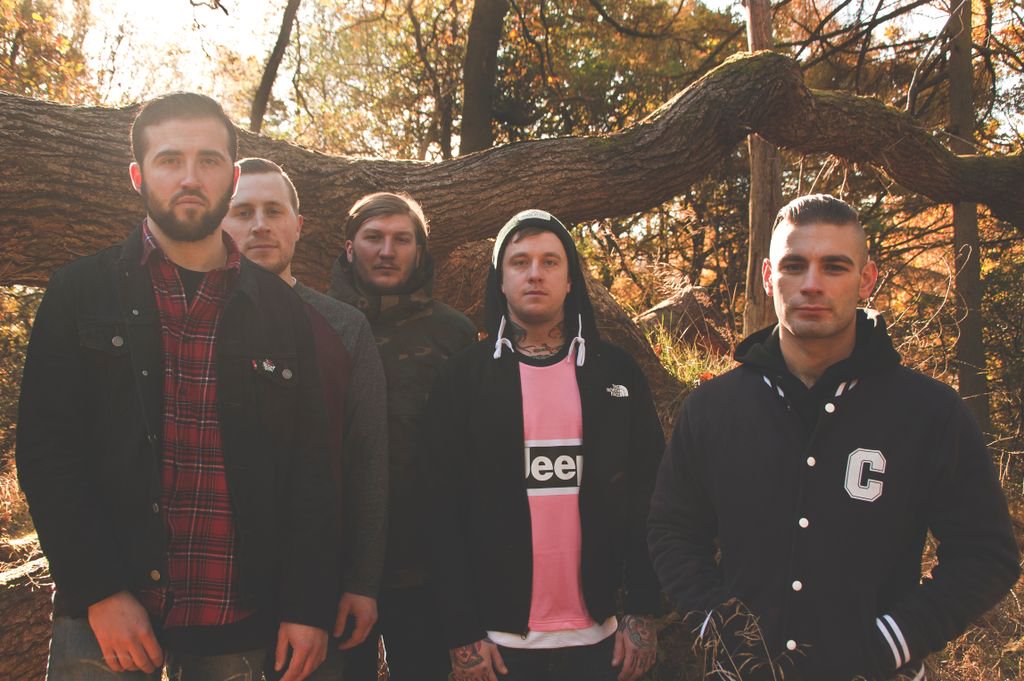 DICENoneHeavier's tweet photo. HxC bruisers @BWPCULT are streaming their new album In Dark Places over at @metalinjection. Get this in your ears https://t.co/YkPObMZRUn https://t.co/CZsR05ZvDu