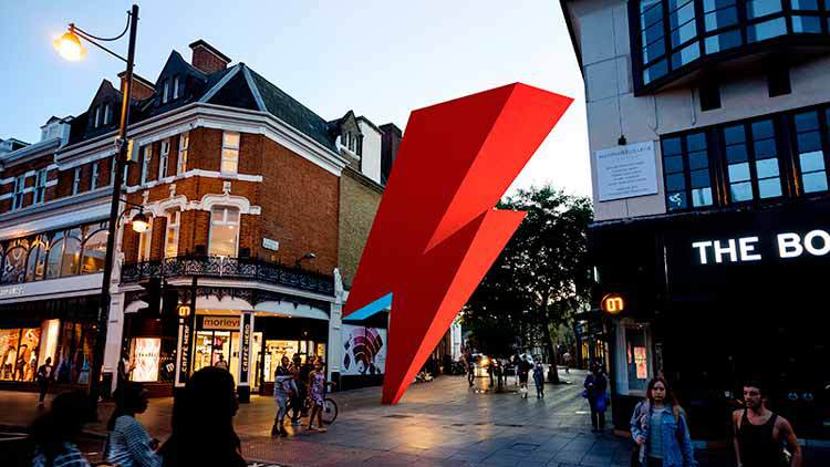 BrixtonBlog's tweet photo. Ch-ch-ch-ch-changes: Bowie sculpture campaigners plan cheaper ZiggyZag #2 https://t.co/vrrxbbNUOr https://t.co/rdQqu5mtN6