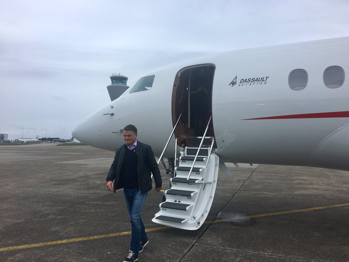 Ortac viewing the Demo Dassault Falcon 8X @ EGJJ
