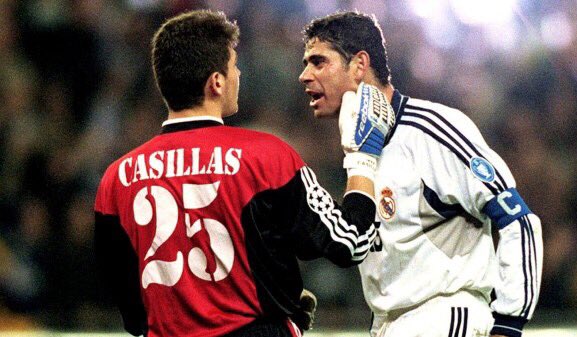 Happy birthday to Fernando Hierro who turns 49 today! 