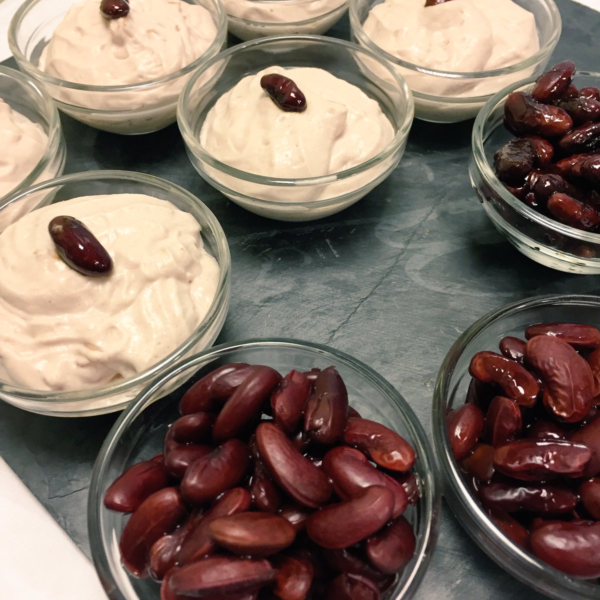 Cisali31's tweet photo. Dégustation des recettes à base de #legumineuses au Lycee agricole Pierre Paul Riquet de #Castelnaudary ! #food #innovation #legumicant https://t.co/E2HJaMwXN8