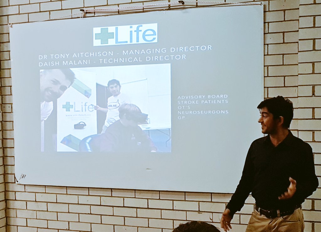 Add-Life Technology co-founder / Adelaide #VR meetup organiser Daish Malani presenting at Perth VR meetup