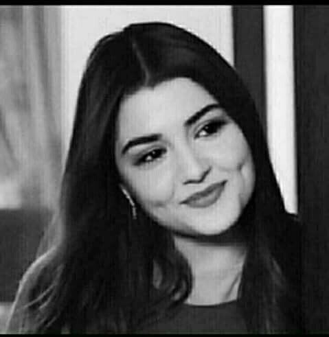 🕊🥀🕊

"إبتسم.. فلن يتغير العالم لحزنك"

🕊🥀🕊  رحيق الازهار