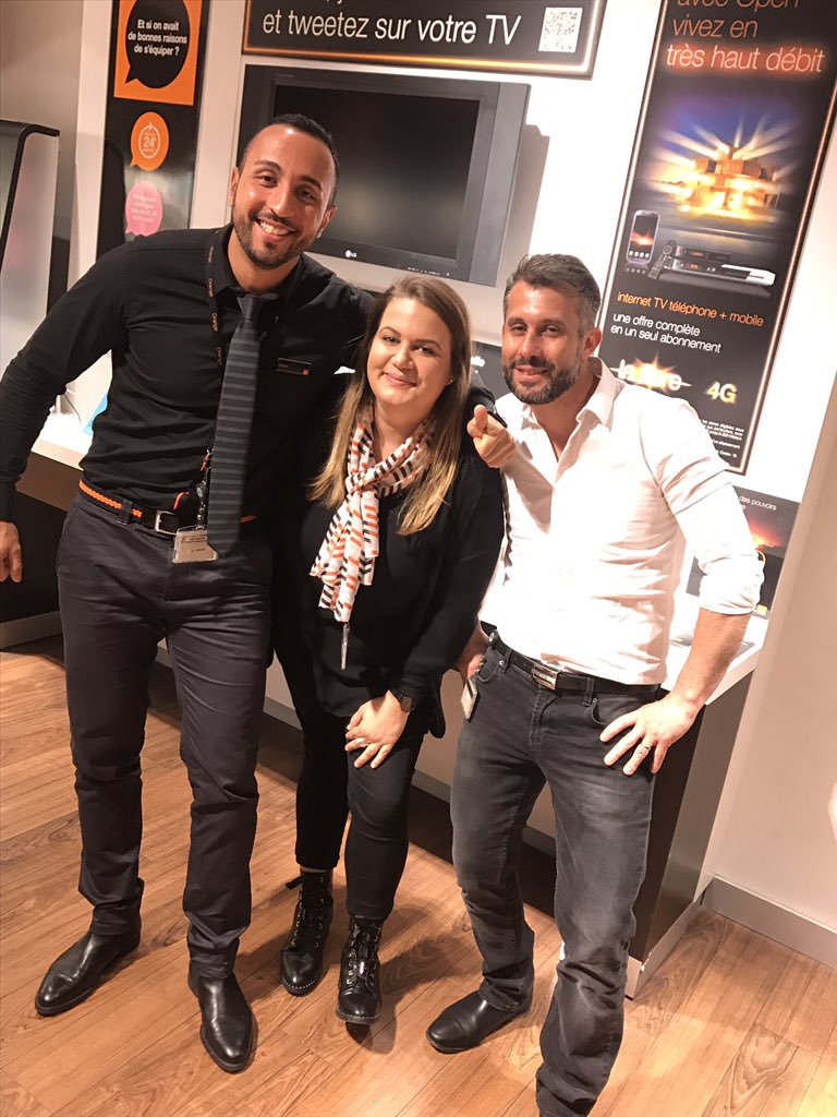 stefrizo2111's tweet photo. Belle brochette 😂😂😂👍🏻👍🏻#equipequidechire @vpinsan @stephcesaroni @CaroLineMnrt @MinaMaaref @jenni_achilli @pairone1 @laeti_magenta https://t.co/HyCM4g5205