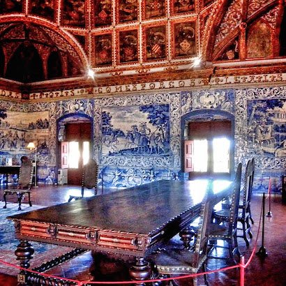 blueskytravler's tweet photo. Portugeuse #Tile in the Coat of Arms Room -  National Palace of #Sintra #Portugal -> https://t.co/S3oWT7sYAN #Travel https://t.co/Uqyis1NtI1