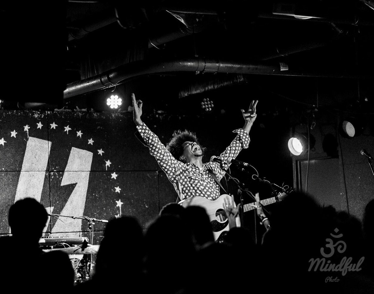 mindful_photo's tweet photo. @dustinthomasXO in Washington, D.C. @uhalldc #dustinthomas #folk #supportlivemusic #justgoshoot #Nikon #WashingtonDC #musicphotography https://t.co/eezeUTVALr