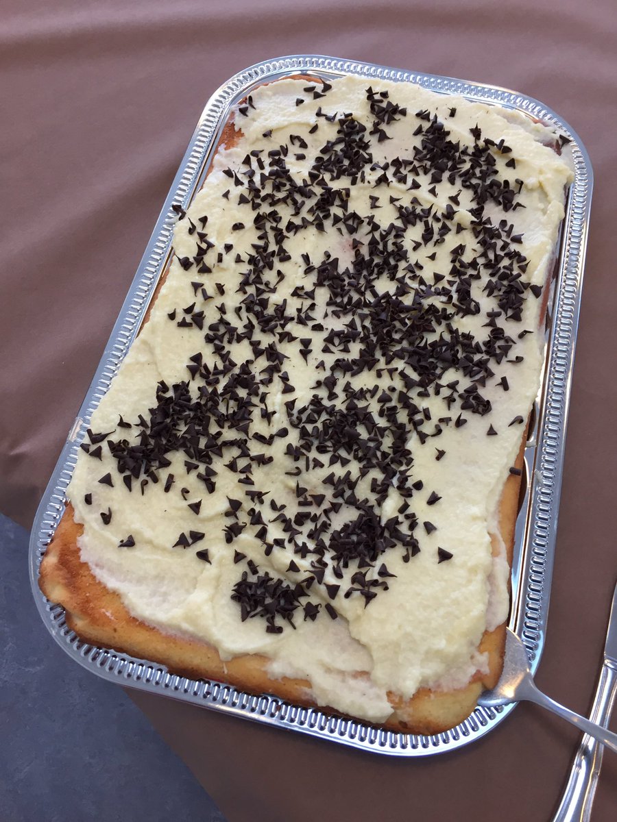 runtil's tweet image. Cake is like basejumping... Excited but dangerous!