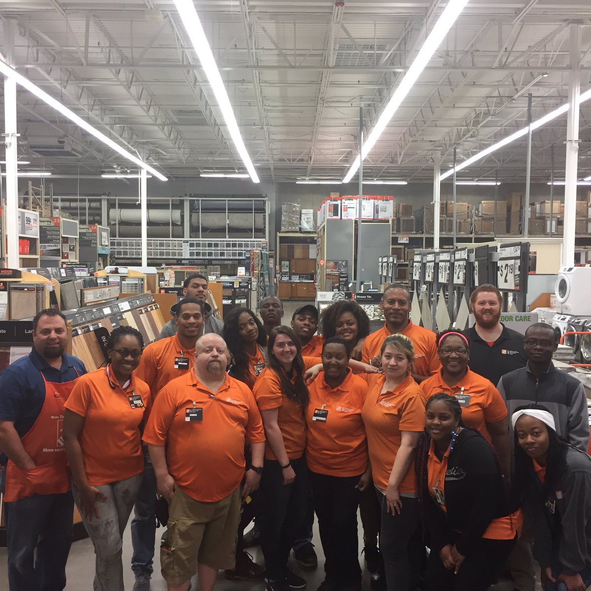 NickWithersTHD's tweet photo. D88 Night associates enjoying some stretching and flexing with our day associates.  #MSoneteam @ScottCorry2 @METGaryF @robertthd https://t.co/msInCjhbOa