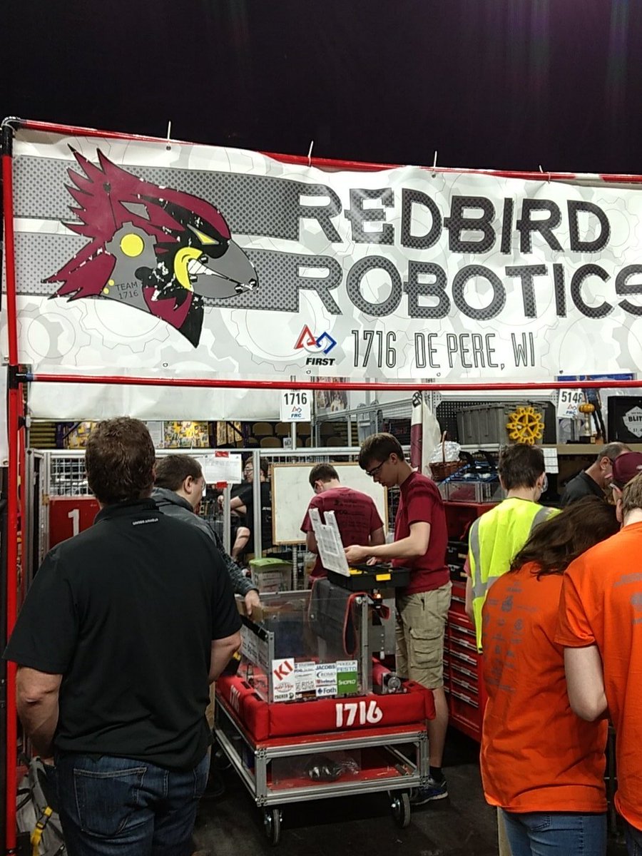 Team1716's tweet photo. Pit is setup and getting ready for inspection! #omgrobots https://t.co/iy0bKpS8yq
