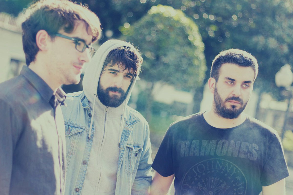 As músicas de <a href="/superoitopunk/">SUPEROITO #ACCIÓTOUR</a>, dispoñíbeis en descarga gratuíta! musigal.ga/2017/03/todas-…