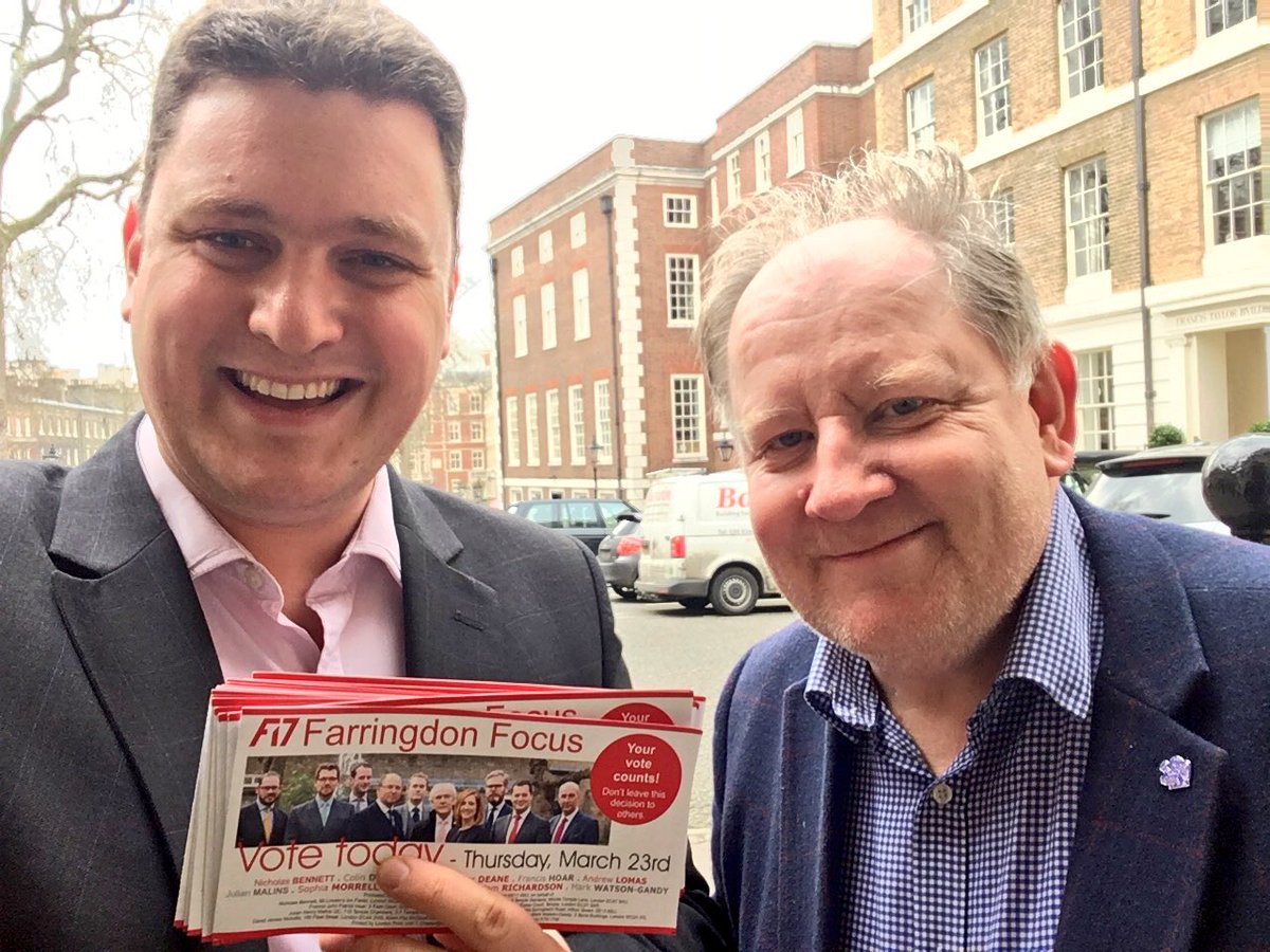 danielrhamilton's tweet photo. Out campaigning in #FarringdonWithout with @simplysimontfa for the #FarringdonFocus team. Good luck to @ajcdeane, @FWORichardson & co. https://t.co/n6Sjz59HI3