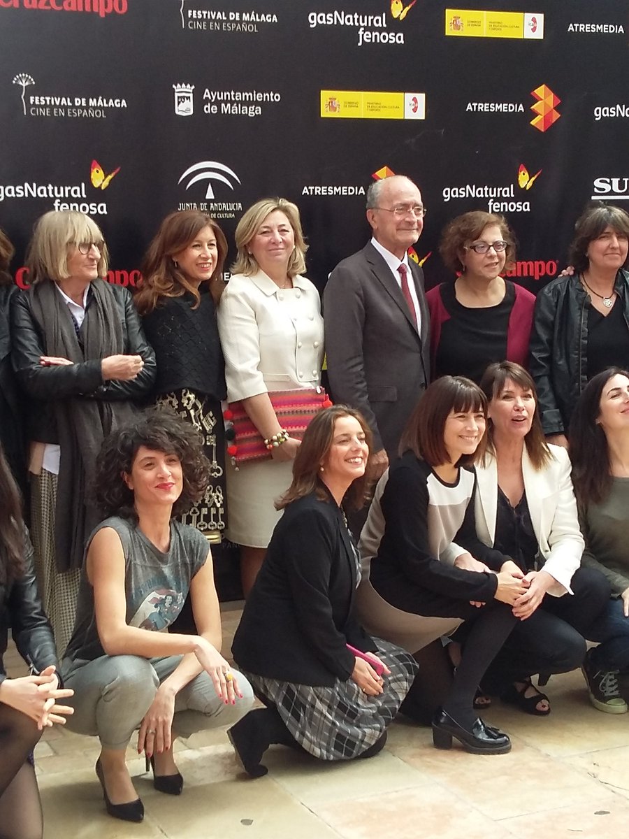 InstMujeres's tweet photo. Cineastas, instituciones y @festivalmalaga #AfirmandoLosDerechosDeLaMujer @LozanoMabel @CIMAcineastas https://t.co/3zXKekQrG8