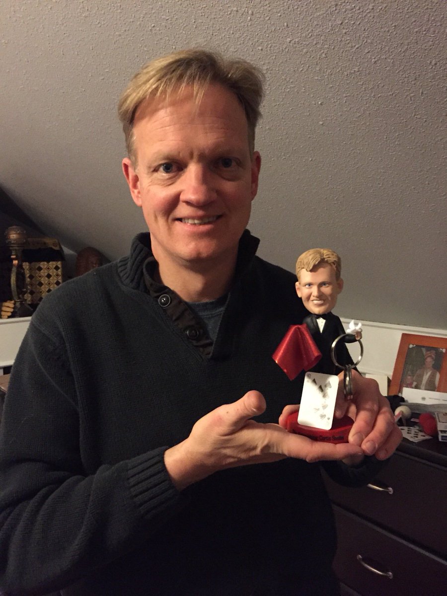 BobbleheadBoss's tweet photo. Looks like someone has a BIG day (and proposal) planned...#DoYouBobble? https://t.co/x3W7mbH9Tz