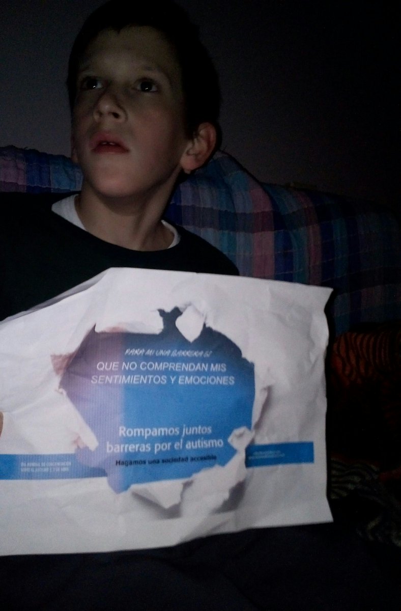 Gabriel tiene una barrera ¿nos ayudas a romperla? #DiaMundialAutismo #AutismDay2017 Gabriel has a barrier. Let´s break it ! <a href="/AutismEurope/">Autism-Europe</a>